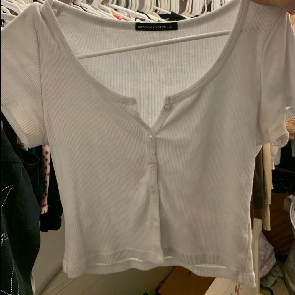 white brandy melville zelly top